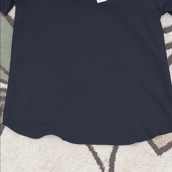 ANN TAYLOR Factory Black Cold Shoulder top - Picture 4 of 4